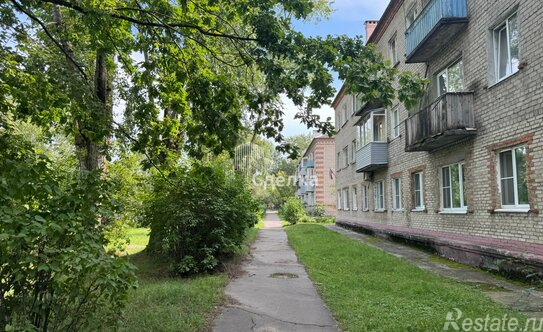 Продажа 2-комн квартиры на вторичном рынке Коломна, улица Цементников,  д. 12