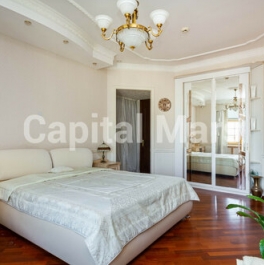 Аренда 4-комн квартиры на вторичном рынке улица Покровка,  д. 11