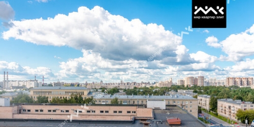 3-комн квартира Белоостровская улица,  д. 28