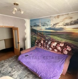 Продажа 3-комн квартиры на вторичном рынке ул Брусилова,  д. 17