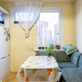 Продажа 3-комн квартиры на вторичном рынке Дунайский пр-кт,  д. 7