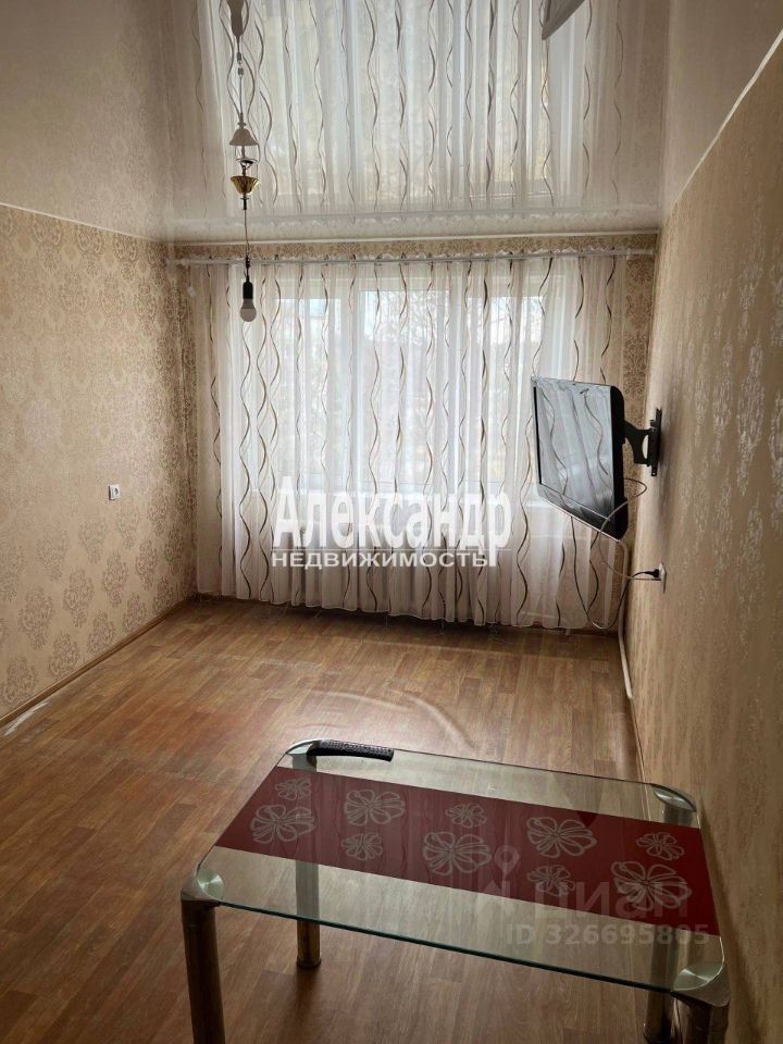 Продажа 2-комн квартиры на вторичном рынке Любань, Загородное шоссе, 38