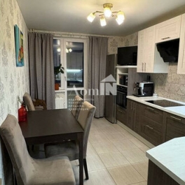 Продажа 2-комн квартиры на вторичном рынке Мурино, ул Шувалова,  д. 46
