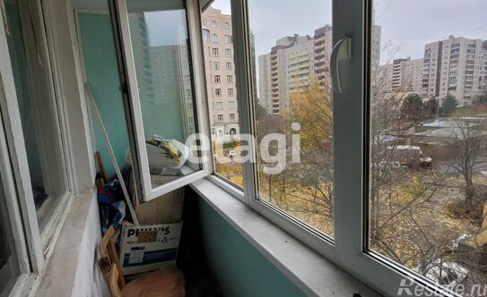 Продажа 1-комн квартиры на вторичном рынке Земский пер,  д. 10