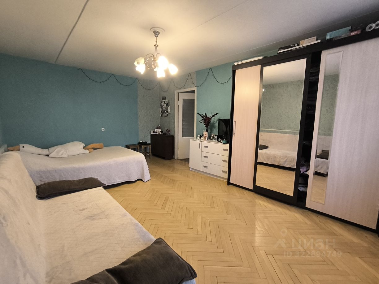 Продажа 1-комн квартиры на вторичном рынке Краснопутиловская улица, 106