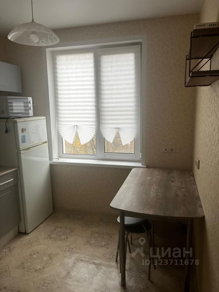 Аренда 2-комн квартиры на вторичном рынке Матвеевская улица, 42К1