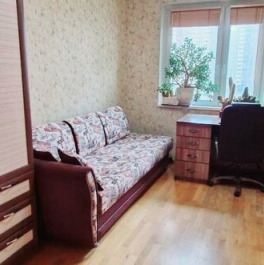 Продажа 4-комн квартиры на вторичном рынке ул Авиаторов,  д. 5,  к. 6