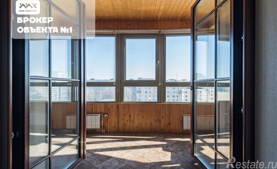 Продажа 3-комн квартиры на вторичном рынке Художников пр-кт,  д. 10,  к. 1