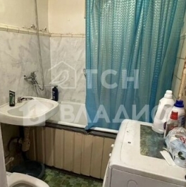 Продажа 1-комн квартиры на вторичном рынке Подлипки, Комсомольская улица,  д. 9