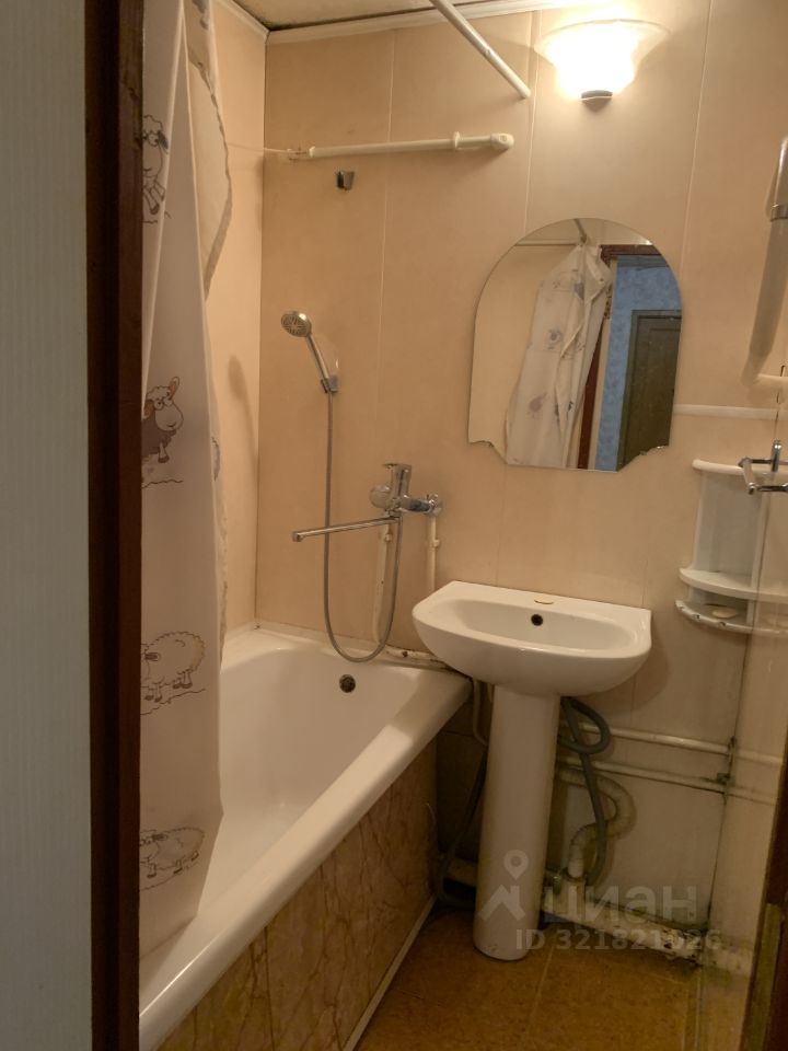 Продажа 2-комн квартиры на вторичном рынке Северодвинская улица, 19