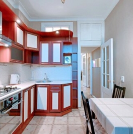 Аренда 2-комн квартиры на вторичном рынке ул Тверская,  д. 18