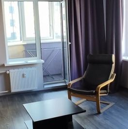 Продажа 2-комн квартиры на вторичном рынке Въезд, Пушкинское шоссе,  д. 13 к5