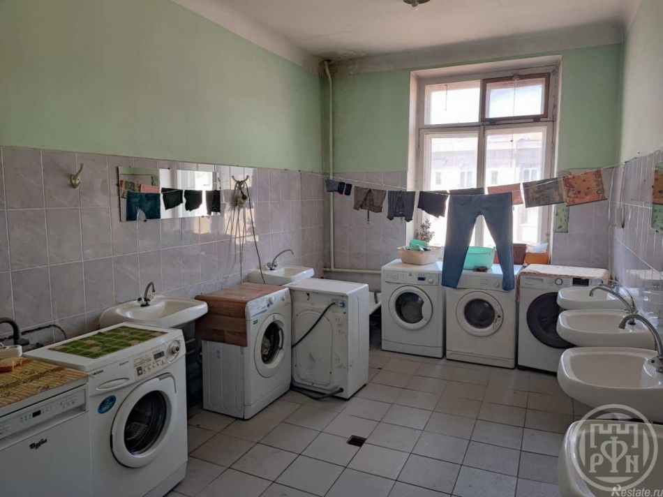 Продажа комнаты Победы ул. ,  д. 17