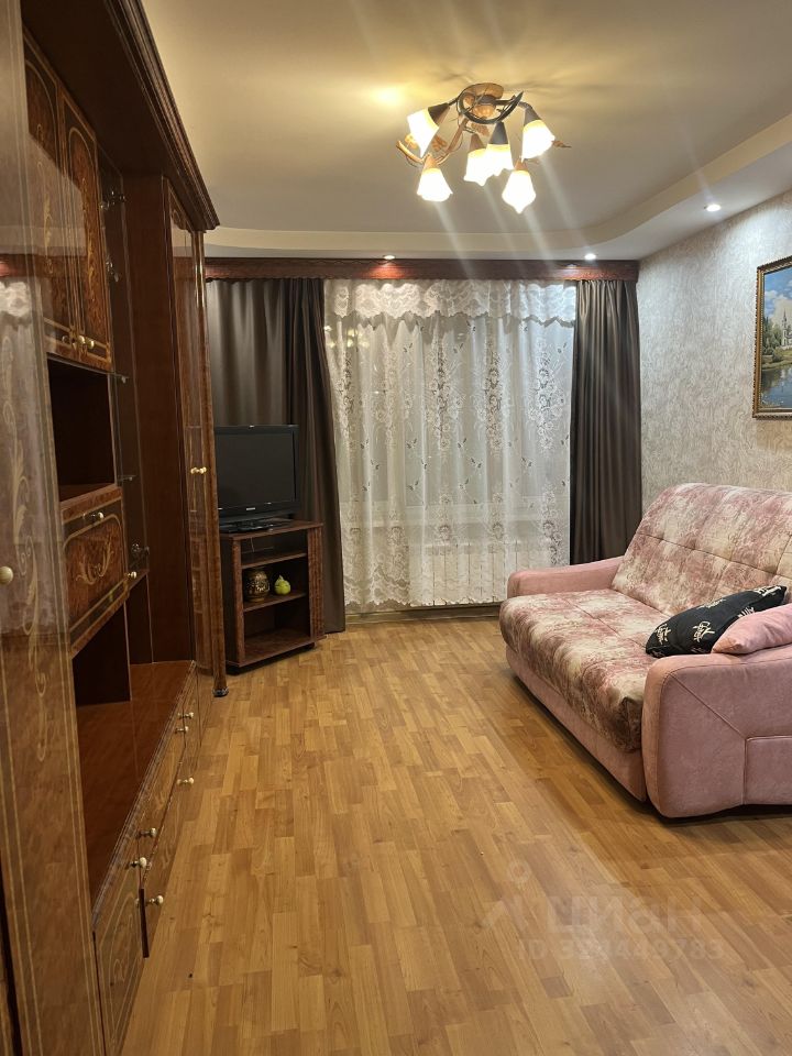 Аренда 3-комн квартиры на вторичном рынке переулок Васнецова, 15С1