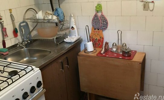 Продажа 2-комн квартиры на вторичном рынке Светлановский пр-кт,  д. 9