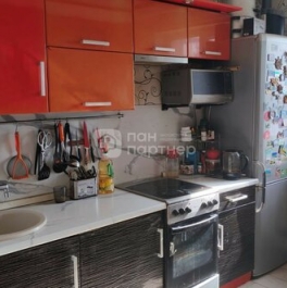 Продажа 2-комн квартиры на вторичном рынке Индустриальный пр-кт,  д. 17 к3