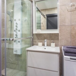 Продажа 2-комн квартиры на вторичном рынке Обводного Канала наб,  д. 108