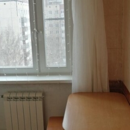 Аренда 4-комн квартиры на вторичном рынке Колпино г, Заводской пр-кт,  д. 58