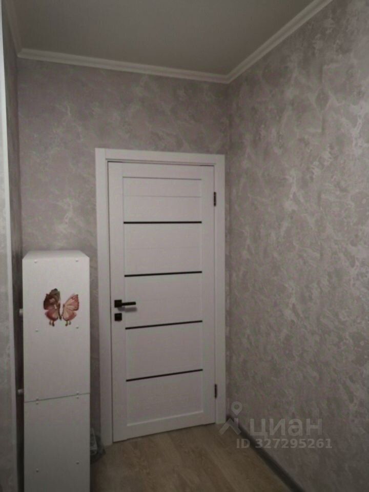 Продажа 2-комн квартиры на вторичном рынке 6-й мкр,  д. 15А