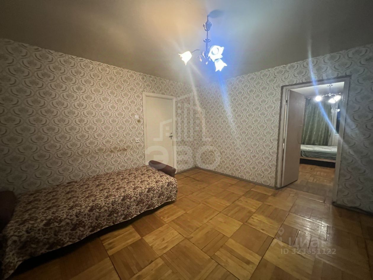 Аренда 3-комн квартиры на вторичном рынке проспект Энгельса, 143К1