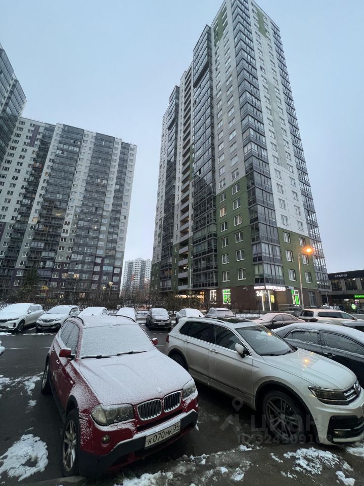 Аренда 2-комн квартиры на вторичном рынке Мурино, площадь Привокзальная, 3к4