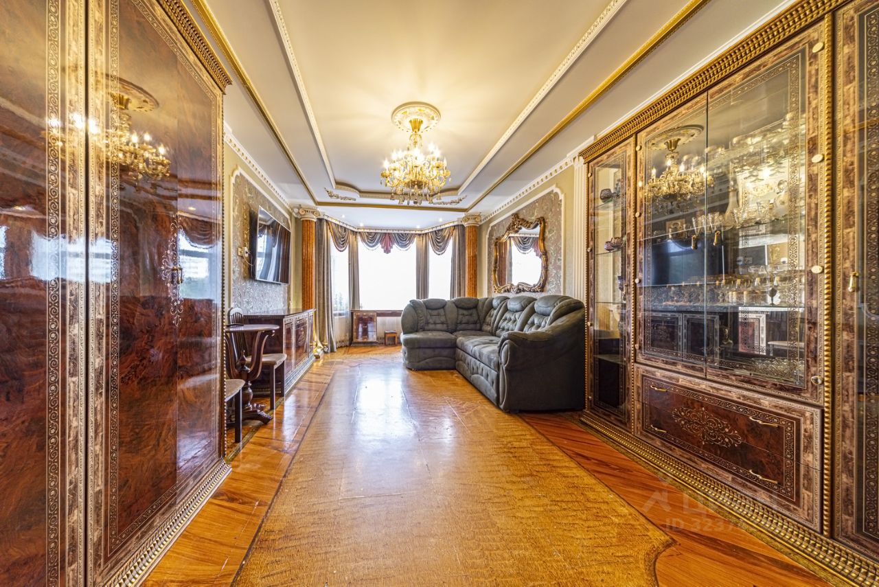 Продажа 3-комн квартиры на вторичном рынке улица Турку, 13к1