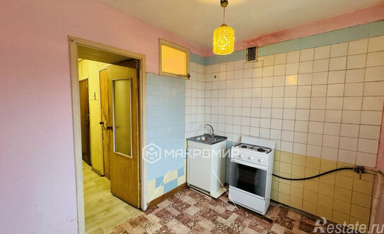 Продажа 1-комн квартиры на вторичном рынке улица Коммуны,  д. 13