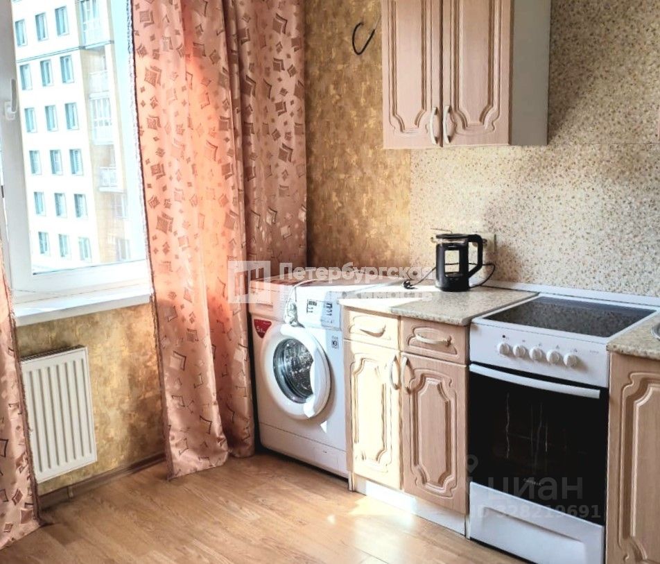 Аренда 2-комн квартиры на вторичном рынке пос. Шушары, Славянка тер., шоссе Колпинское, 34к3