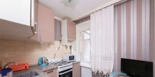 2-комн квартира улица Гришина,  д. 14