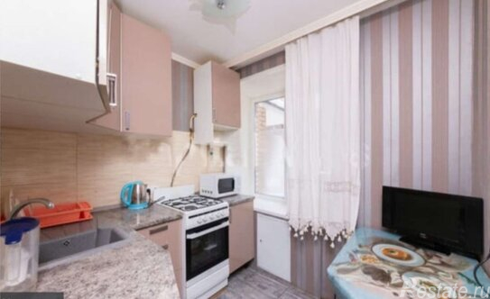 Продажа 2-комн квартиры на вторичном рынке улица Гришина,  д. 14