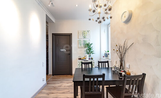 Продажа 3-комн квартиры на вторичном рынке улица Володарского,  д. 42