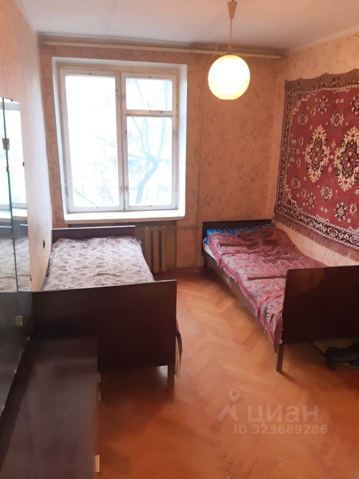 Продажа 3-комн квартиры на вторичном рынке Камчатская улица, 2