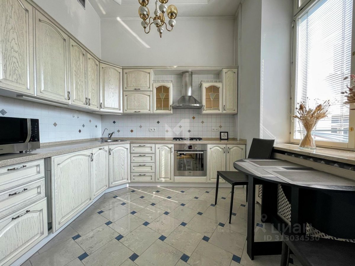 Продажа 2-комн квартиры на вторичном рынке Поварская улица, 29/36С1