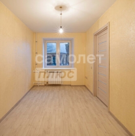 Продажа 2-комн квартиры на вторичном рынке Подольск г, Климовск мкр, Заводская ул,  д. 10