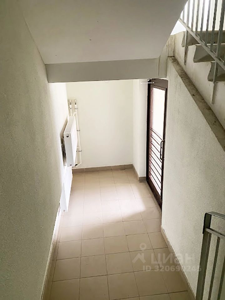 Продажа 1-комн квартиры на вторичном рынке пос. Щеглово, 93