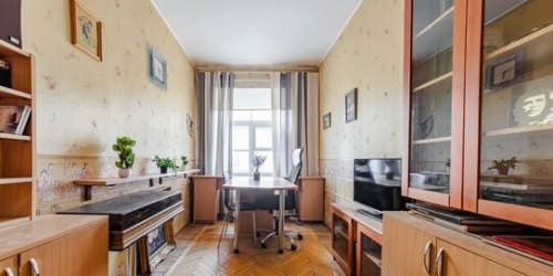 4-комн квартира ул Декабристов,  д. 30