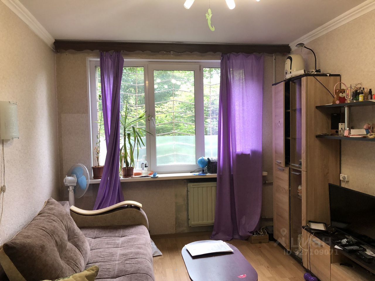 Продажа 2-комн квартиры на вторичном рынке улица Белы Куна, 27к1