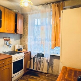Продажа 4-комн квартиры на вторичном рынке пр-кт Сизова,  д. 30,  к. 3