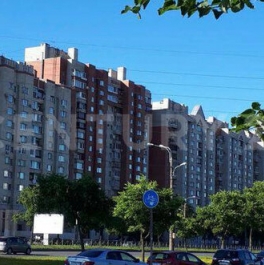 Продажа 1-комн квартиры на вторичном рынке проспект Славы,  д. 40 к1