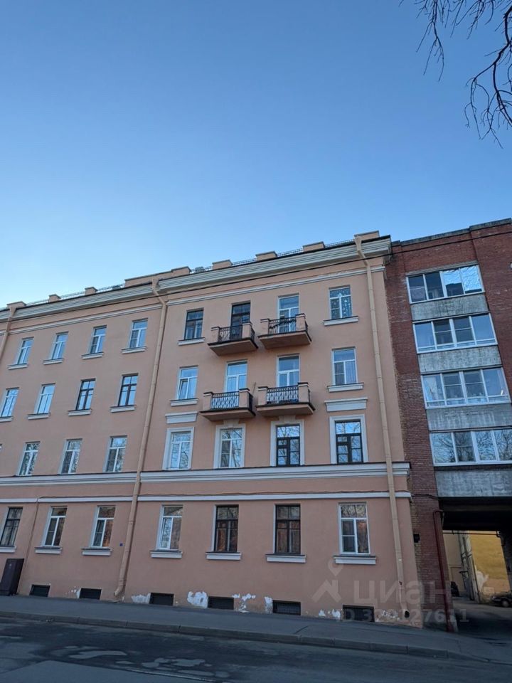 Продажа 2-комн квартиры на вторичном рынке Кронштадт, проспект Ленина, 26