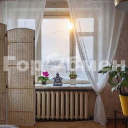 Продажа 3-комн квартиры на вторичном рынке улица Юных Ленинцев,  д. 3