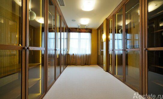 Продажа 4-комн квартиры на вторичном рынке Эсперова улица,  д. 1