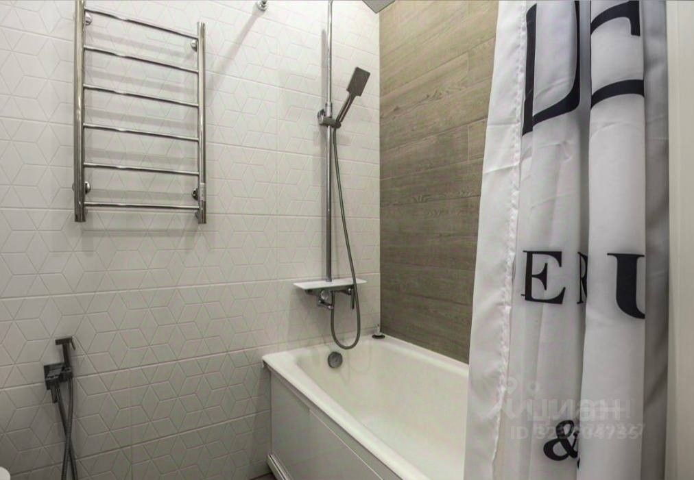 Продажа студии Опалиха мкр, бульвар Серебряный, 3