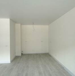 Продажа 2-комн квартиры на вторичном рынке Реки Каменки наб,  д. 3 к3 с1