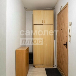 Продажа 1-комн квартиры на вторичном рынке Новомарьинская улица,  д. 13