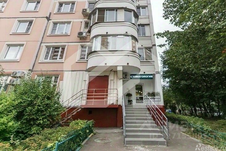Продажа торгового помещения Мичуринский пр-кт,  д. 9,  к. 4
