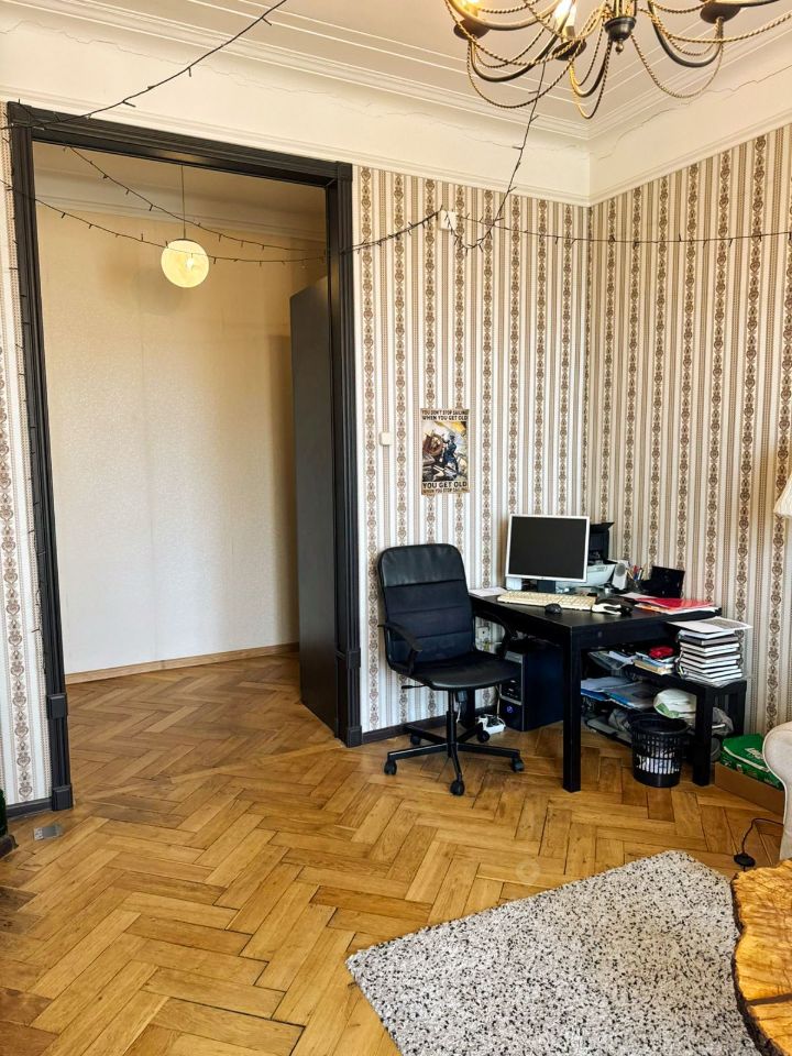 Продажа 4-комн квартиры на вторичном рынке Сытнинская улица, 16