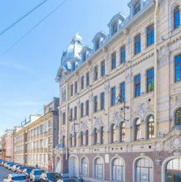 Продажа 2-комн квартиры на вторичном рынке набережная Адмиралтейского канала,  д. 15