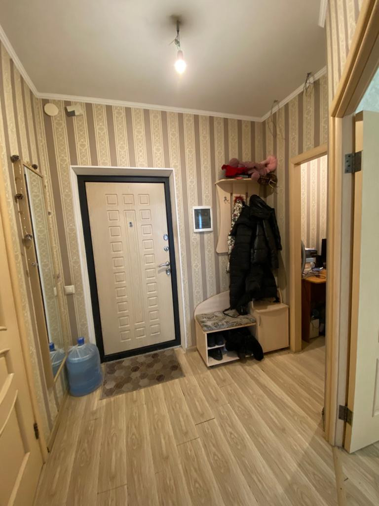 Продажа 1-комн квартиры на вторичном рынке Солнечный мкр, Лучистая ул., 3