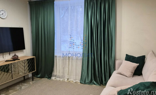 Продажа 2-комн квартиры на вторичном рынке улица Пырьева,  д. 10